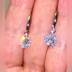 Elegant 925 Silver and Crystal Drop Earrings